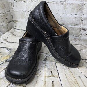 Born Women's Size US 7.5 Black Leather Slip On Clogs Casual Shoes W3898